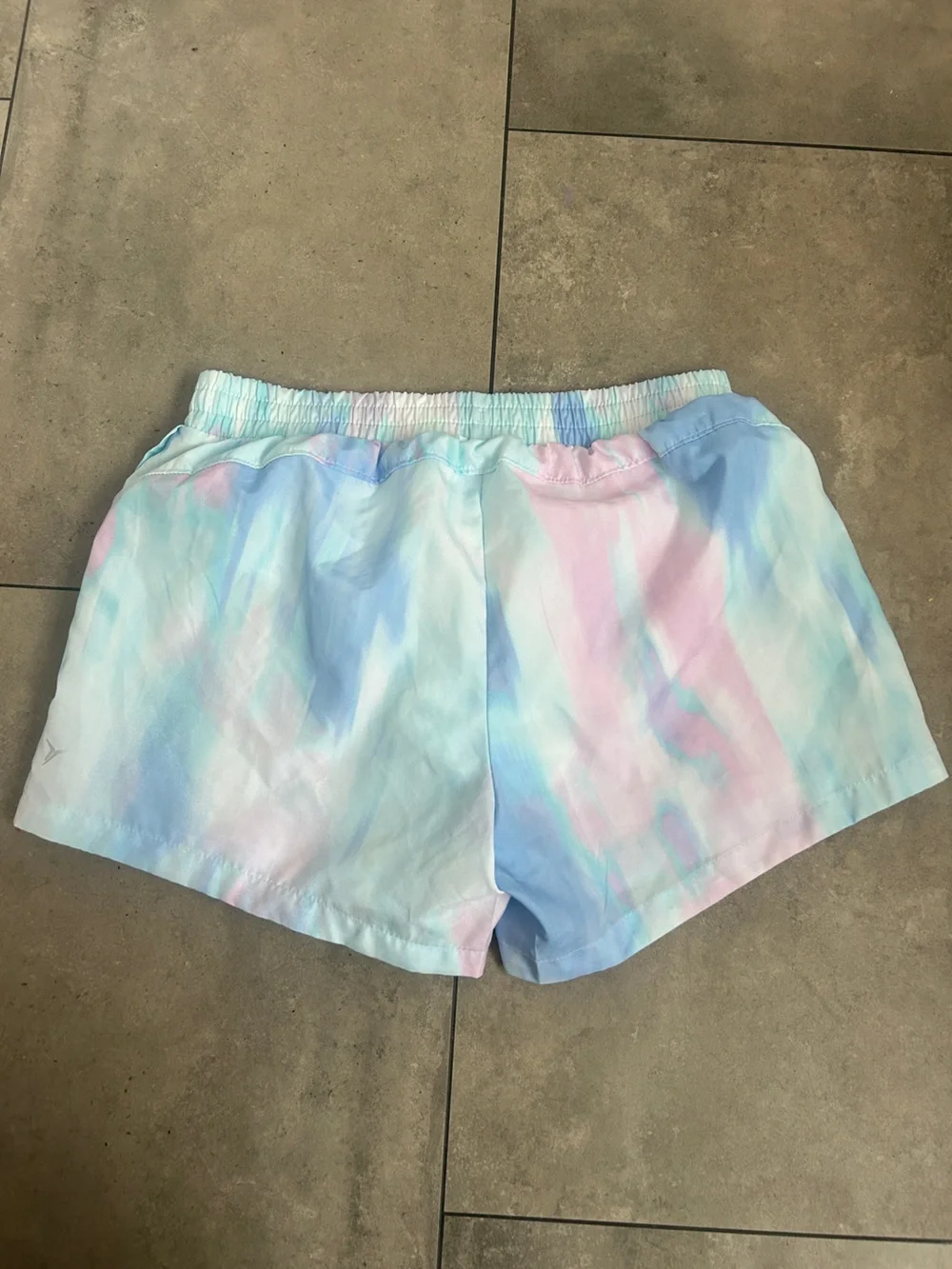 Girls Old Navy active multi watercolor pastel athletic shorts XL (14-16)
